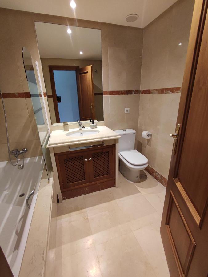 Costalita On The Beach - 3 Bedroom Cosy Apartment Estepona Exterior foto