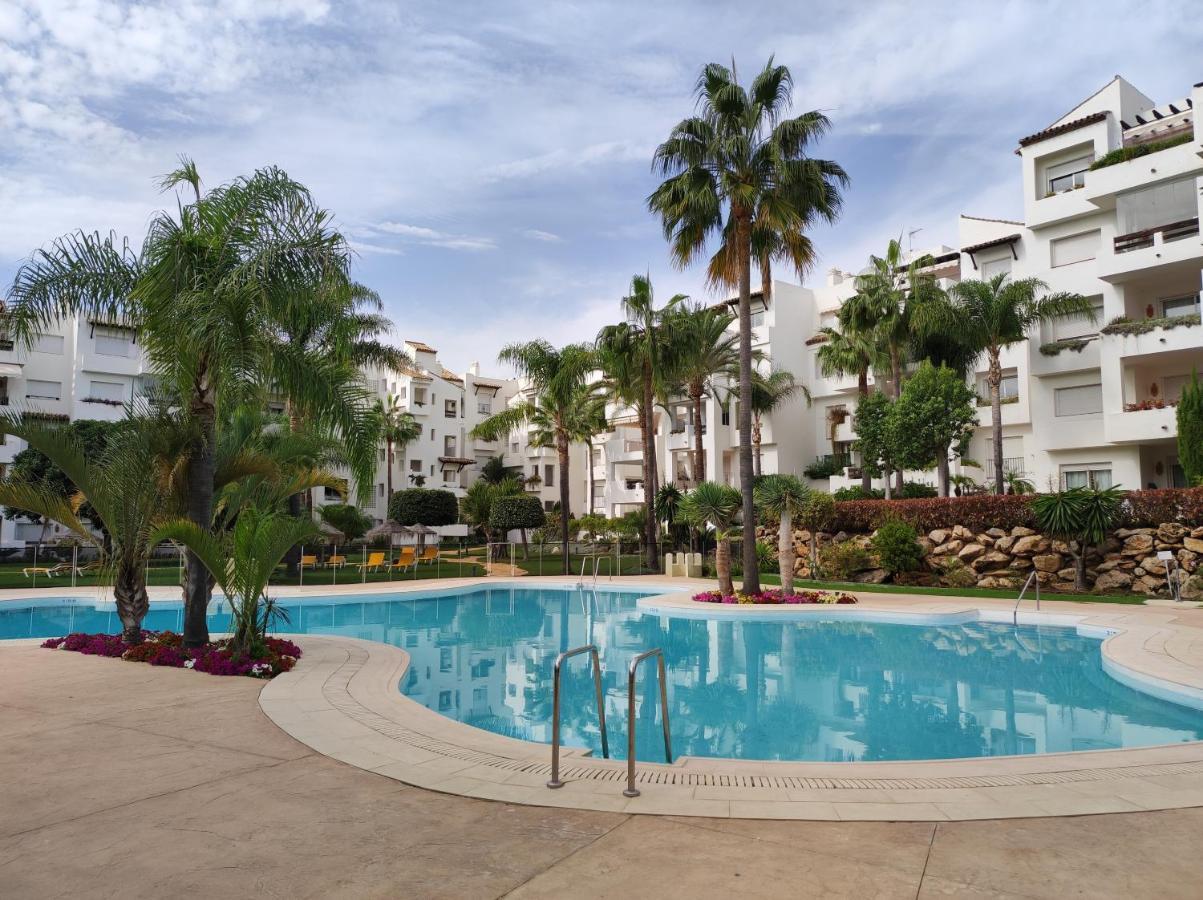 Costalita On The Beach - 3 Bedroom Cosy Apartment Estepona Exterior foto