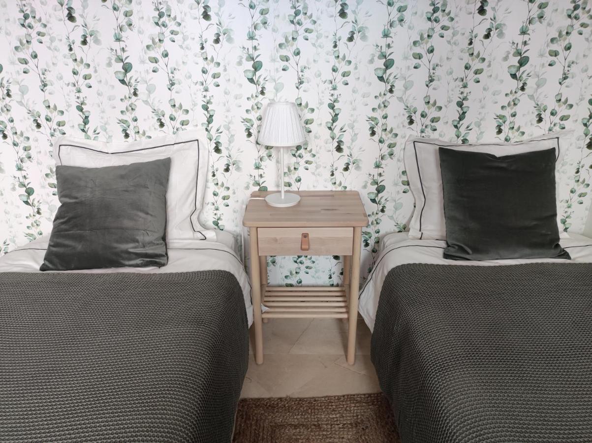 Costalita On The Beach - 3 Bedroom Cosy Apartment Estepona Exterior foto